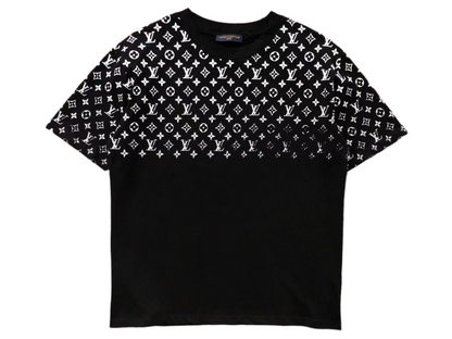 L⭐️ Black/White T Shirt