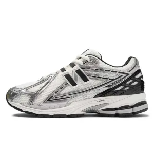 New Balance 1906R Silver Metallic Black
